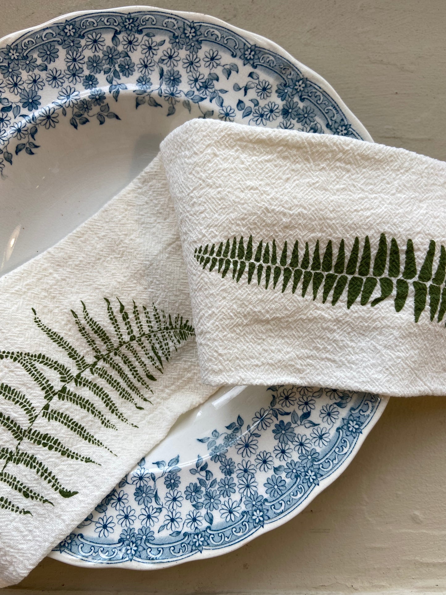 June & December Wild Fern Napkins